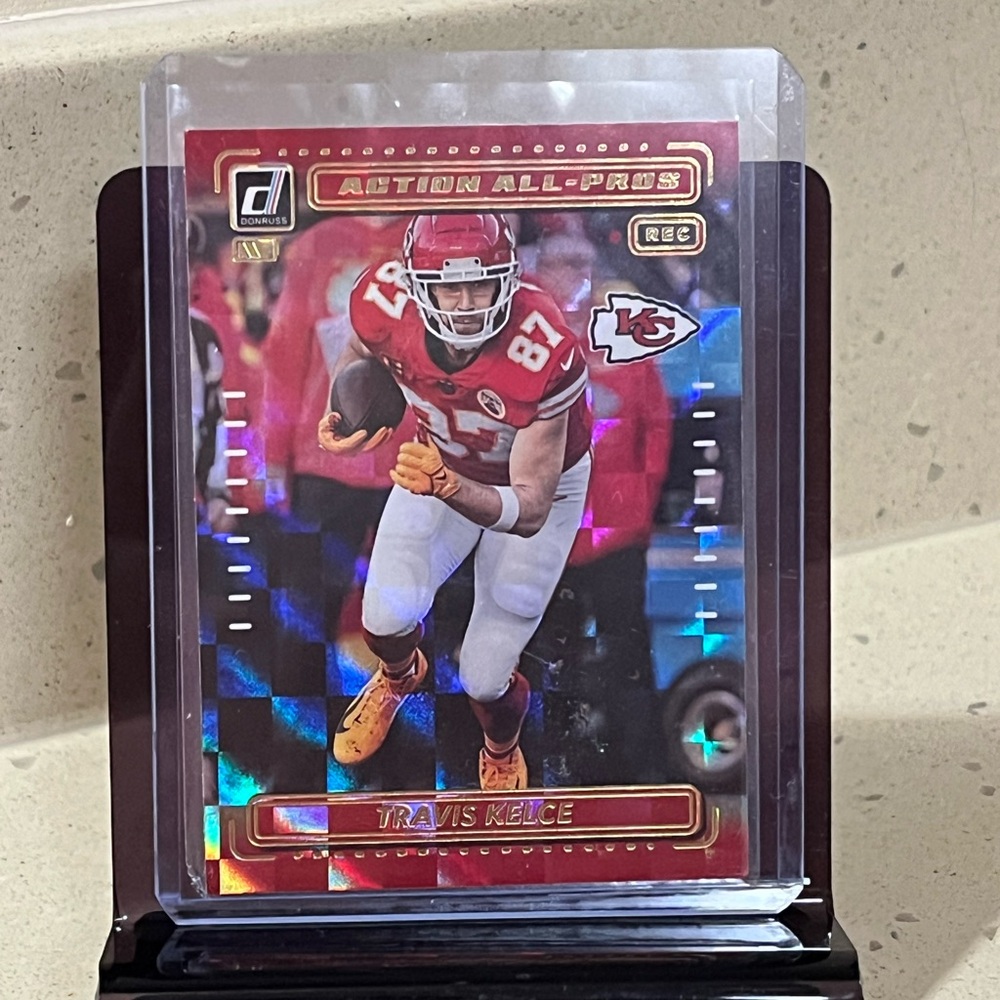 🏈 Travis Kelce 2022 Panini Donruss Football “Action All Pros” Card #AP-12